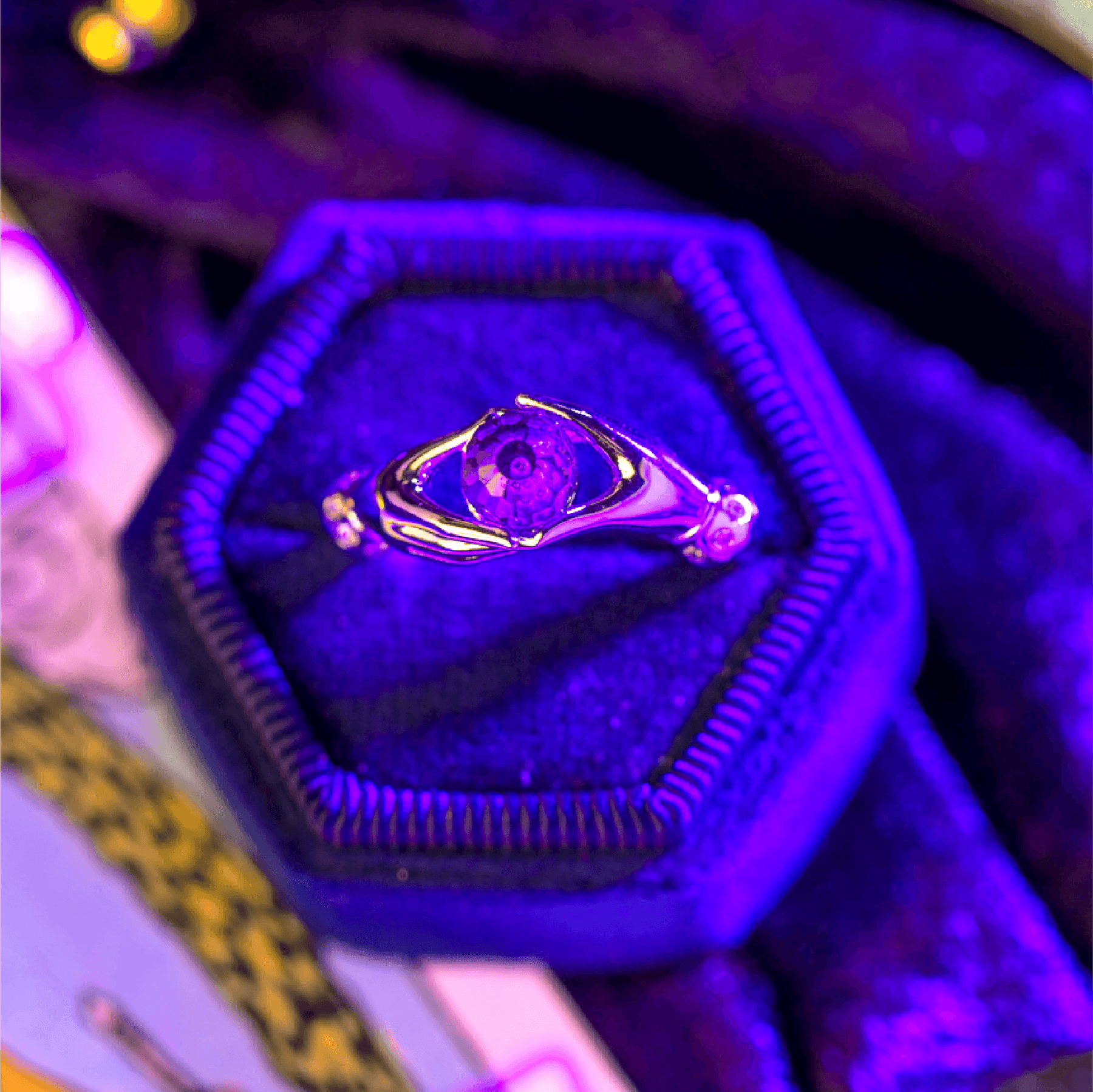 Madame Zola Fortune Teller - Bath Bomb